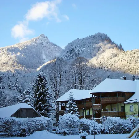 Forsthaus.4 *